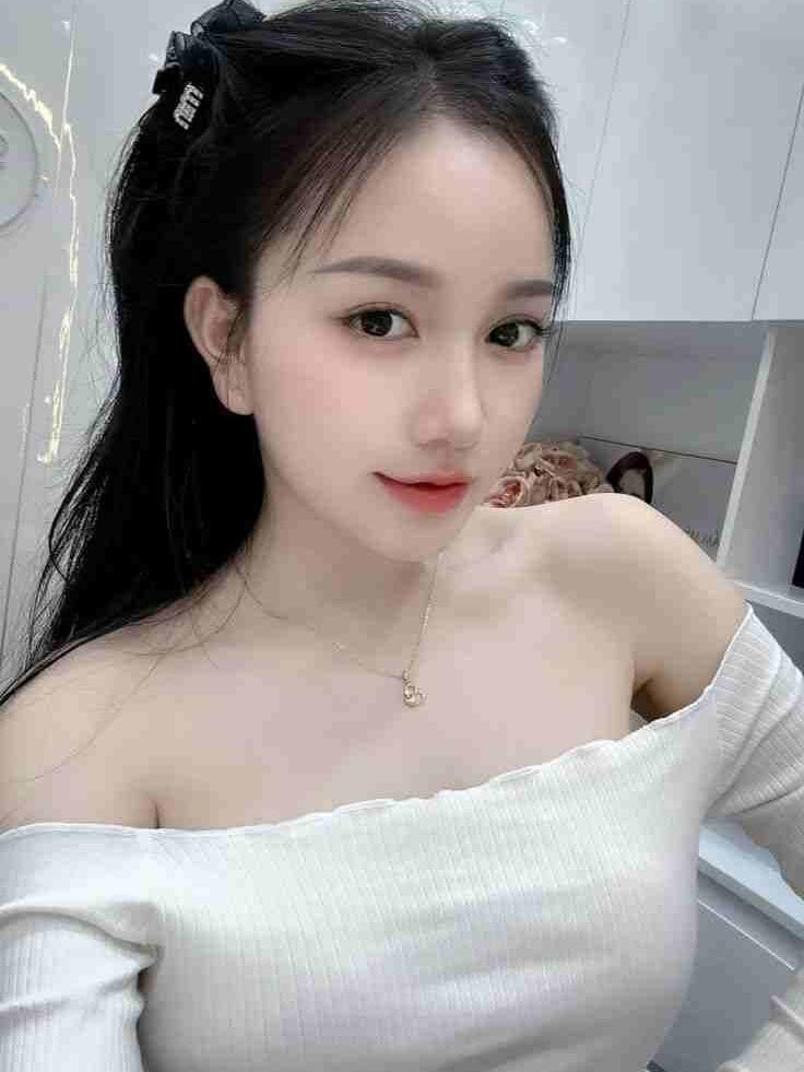 Panda-white Chatroom