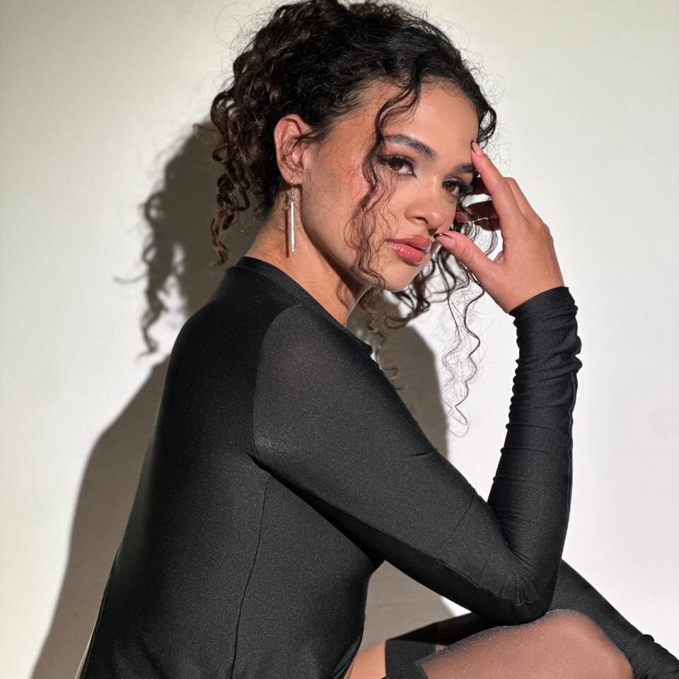 PaulinaSaint Chatroom