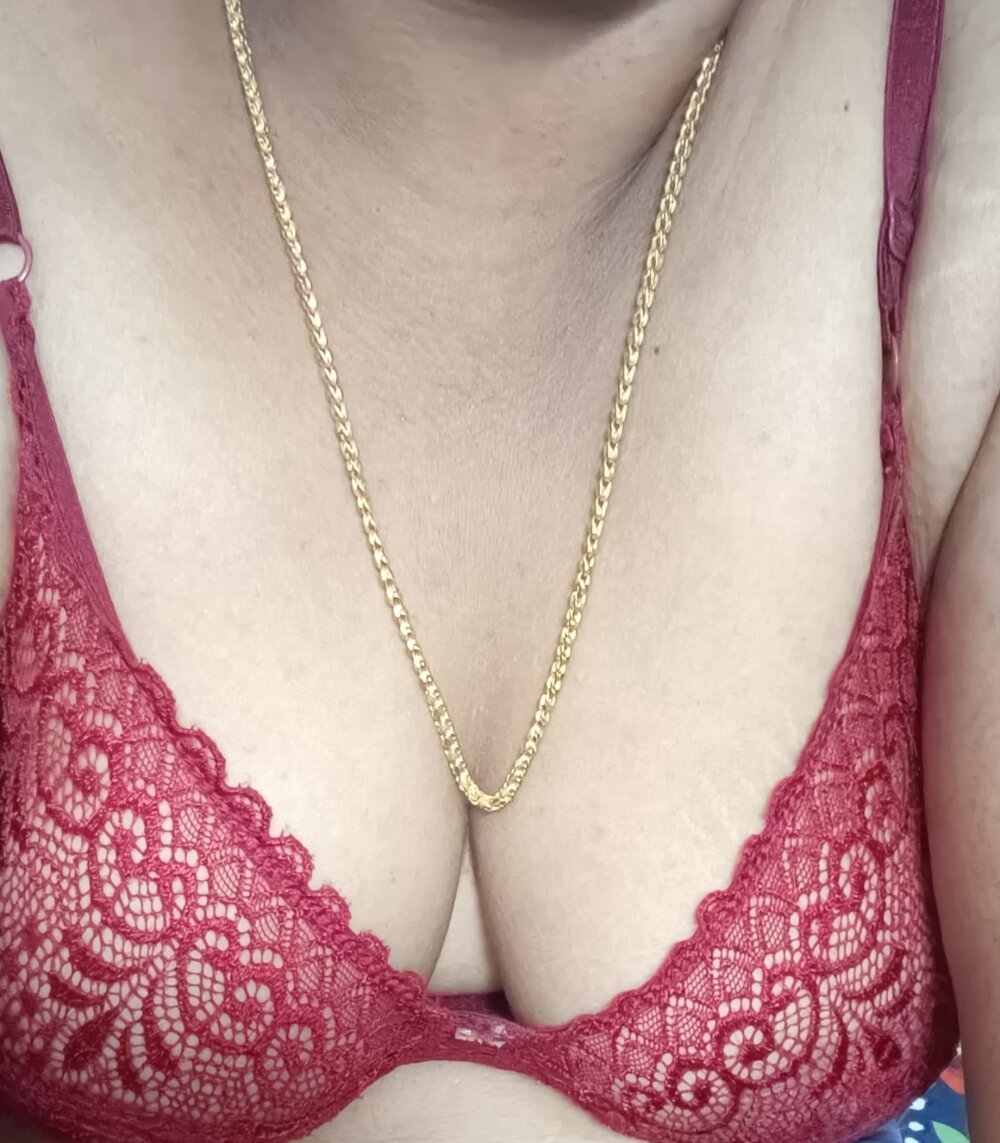 Pavithra143 Chatroom