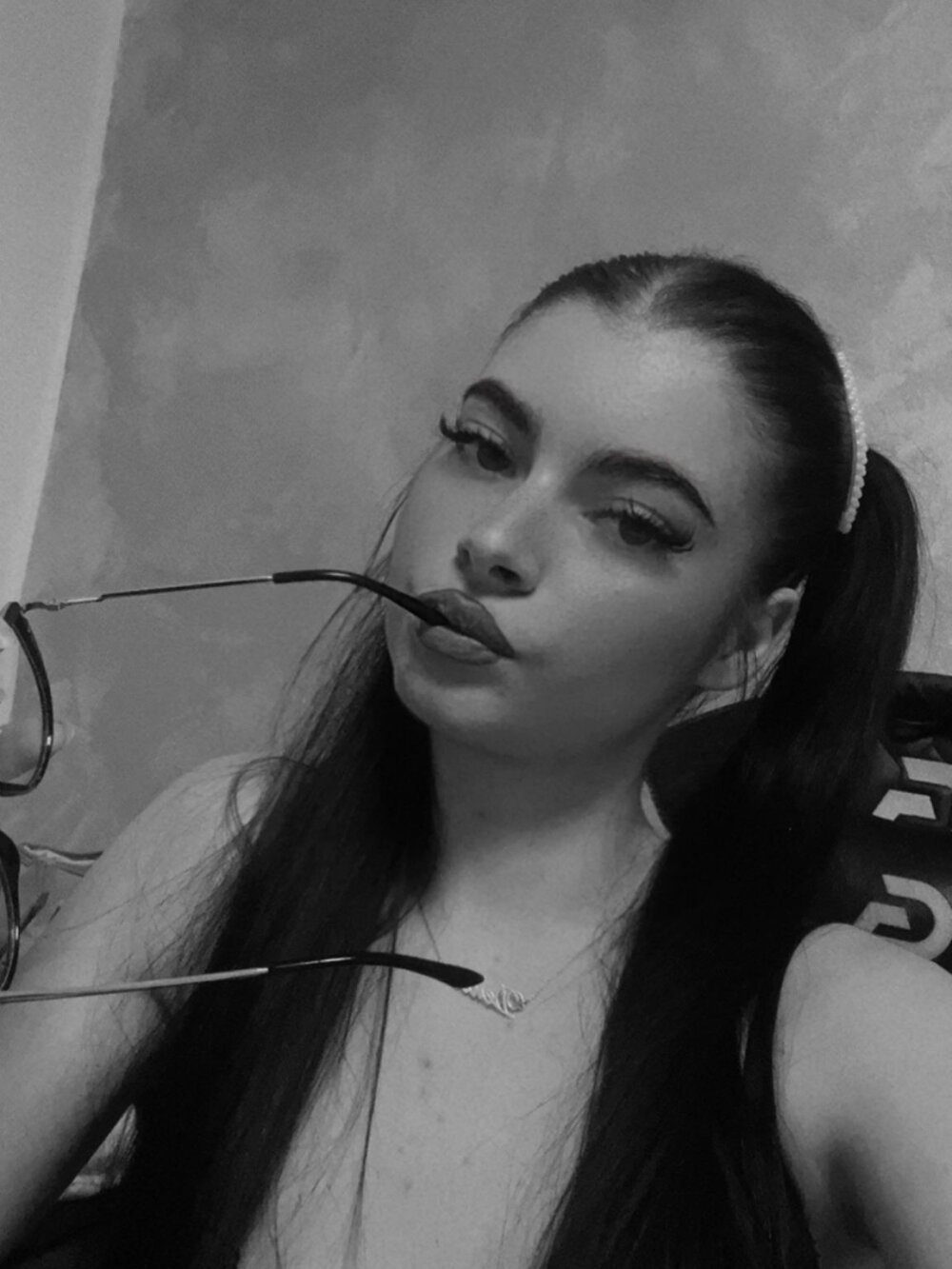 PerfectVibe18 Chatroom