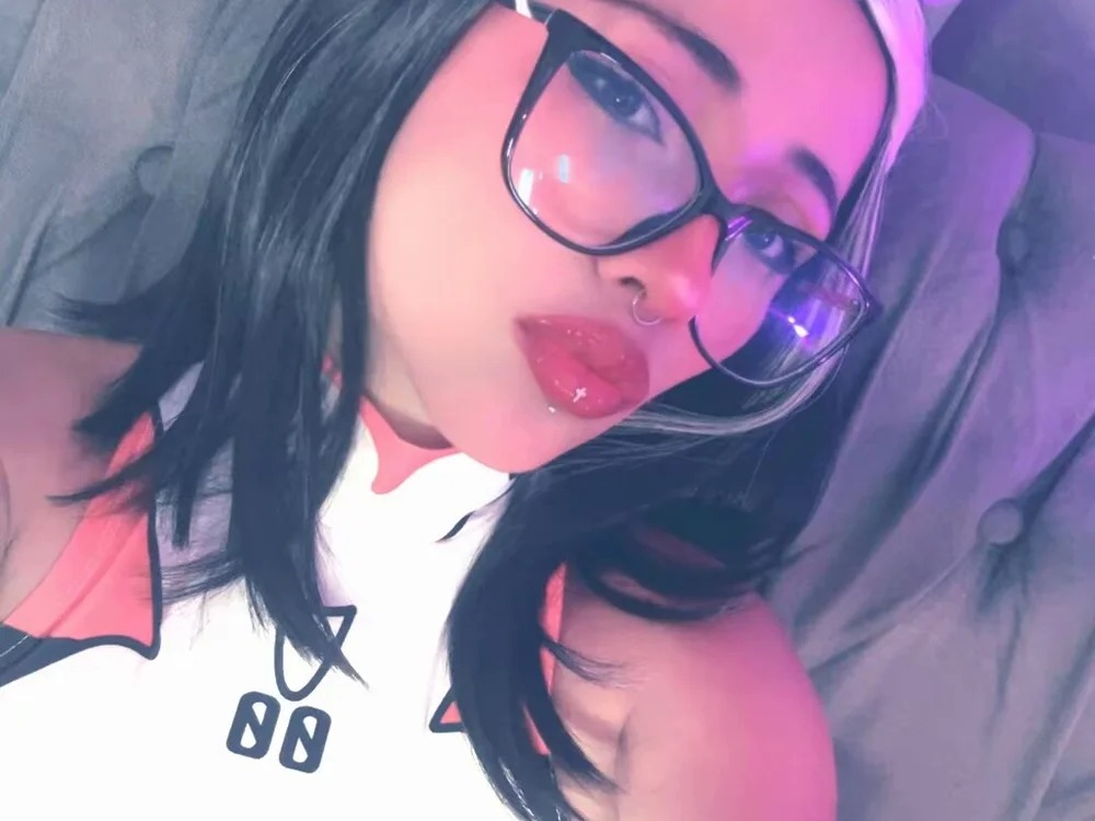 Petit__Kitty Chatroom