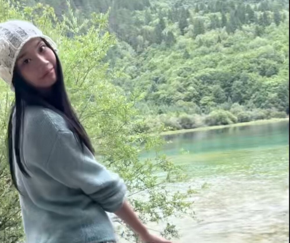 PetiteTight Chatroom