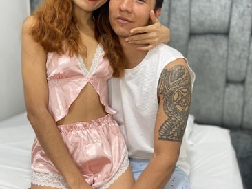 petiteslovers-os's Live Webcam petiteslovers-os