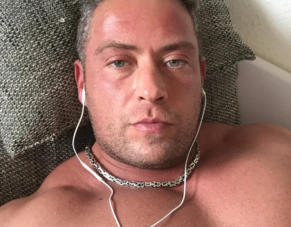 Pierre98767 Chatroom