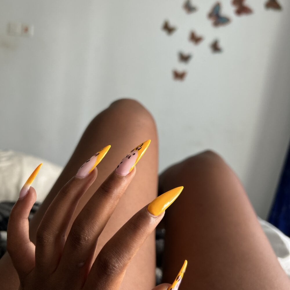 Pinalicious27 Chatroom