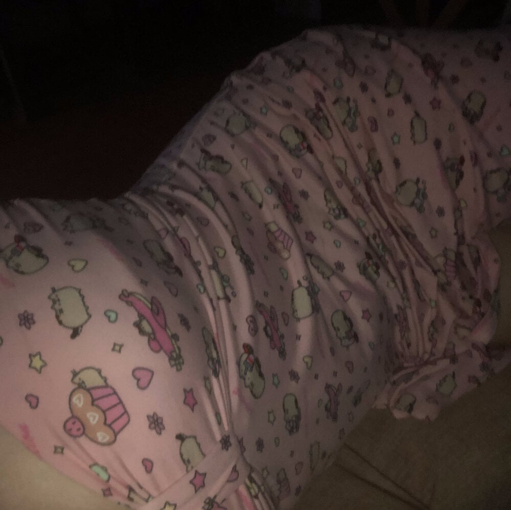 Pink_girl0n Chatroom