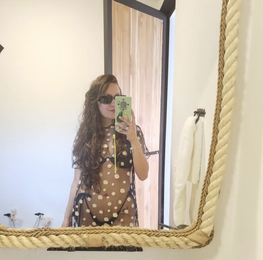 Pinkvixen69 Chatroom