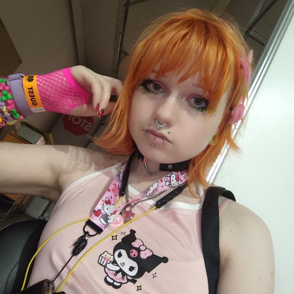 PinkyPixy Chatroom