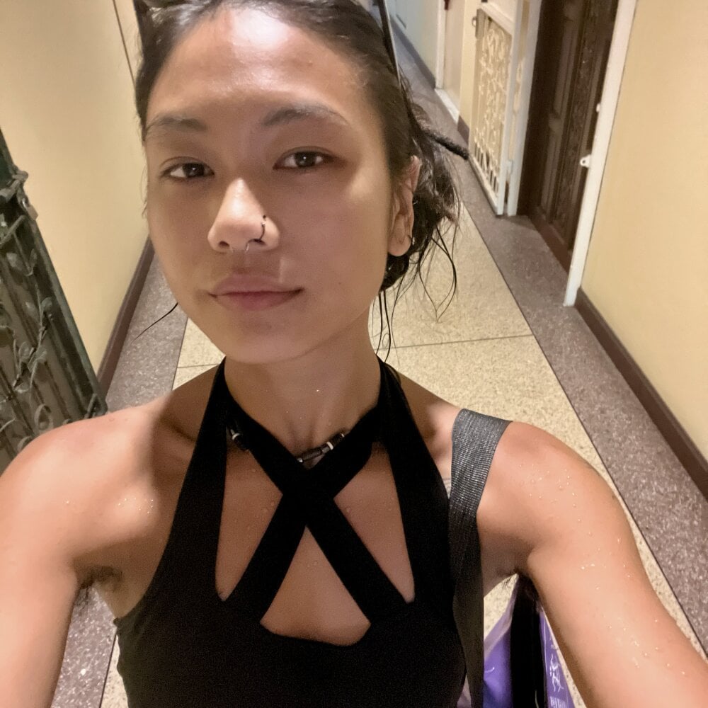 PixieDaisyy Chatroom