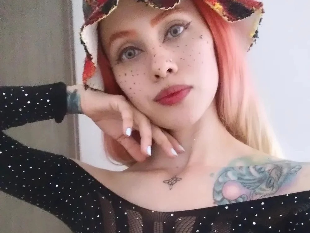 Pixie_Grrr Chatroom
