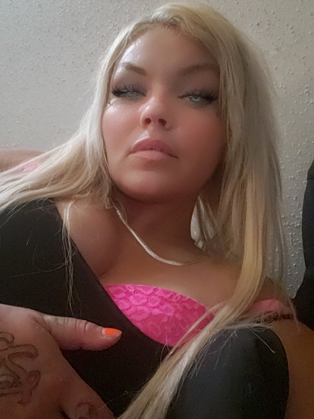 Playboyequalsalaina Chatroom