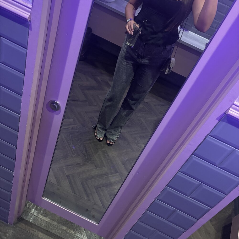 Playfulvixen25 Chatroom