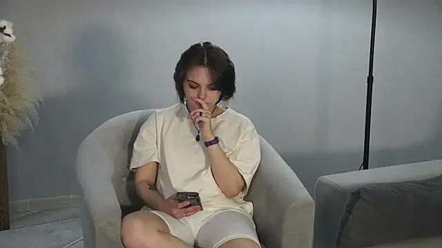 PolIyBowman Chatroom