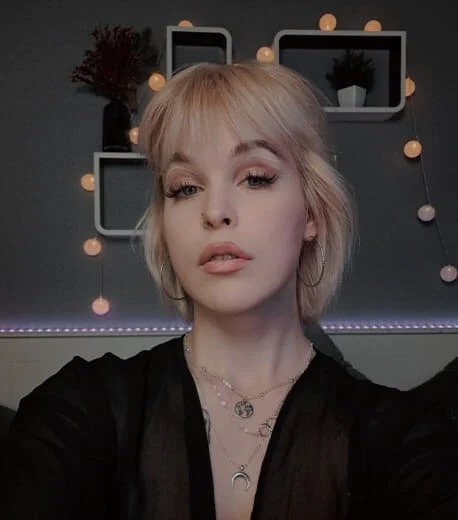 PollyKim Chatroom