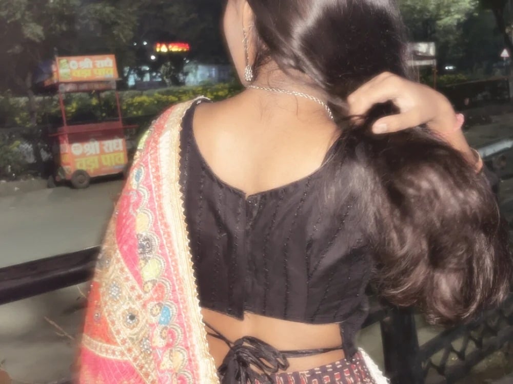 Pooja_982 Chatroom