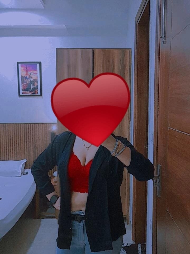 Pooja_Hot_Bhabhi Chatroom