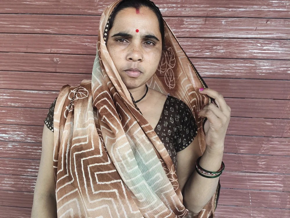 Poonamhote Chatroom