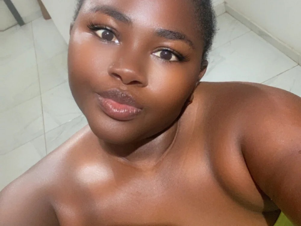 PrettyAliyaa_27 Chatroom