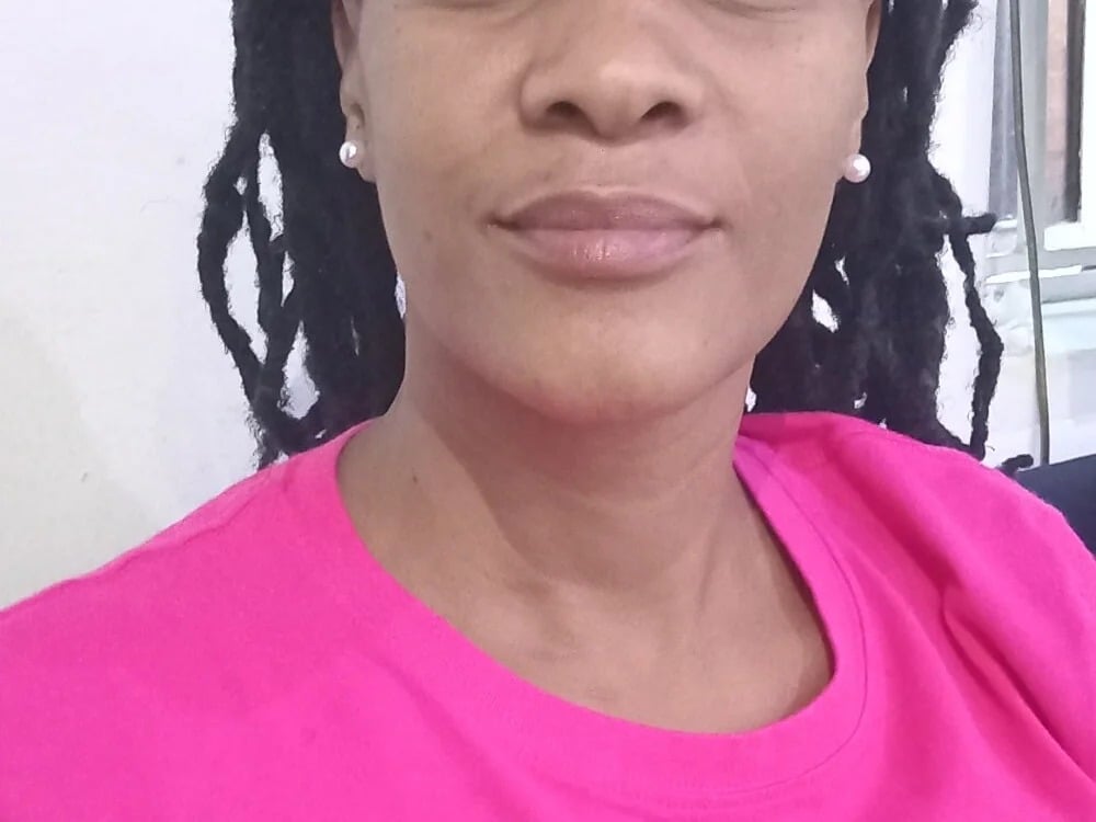 PrettyBoobsXX43 Chatroom