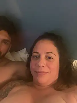 PrettyKittyMia Chatroom