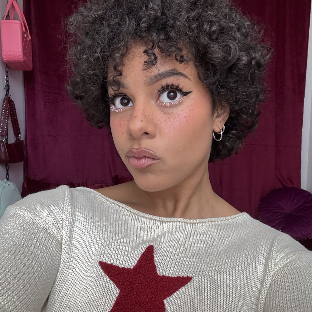 PrettyLittleProblem Chatroom