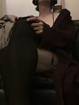 PrettyPanGamer Chatroom