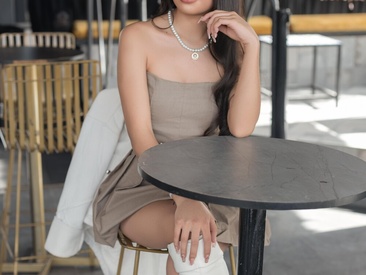 pretty-johnson