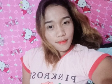 pretty-christine01