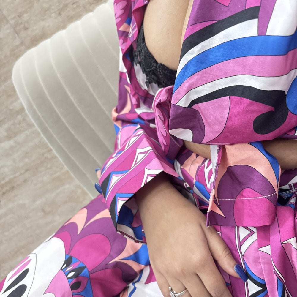 Pretty_doll25 Chatroom