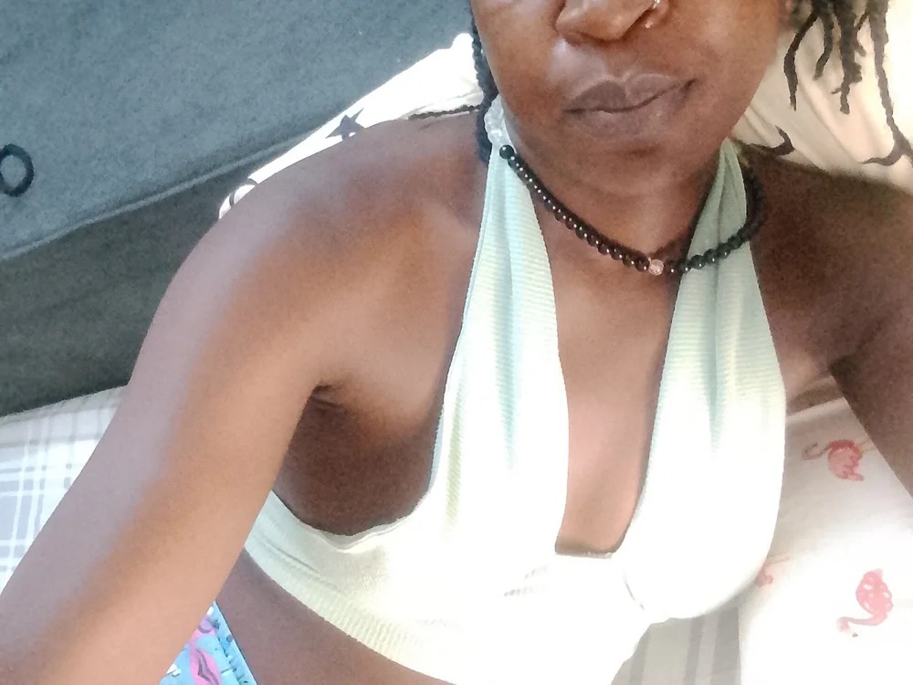 Prettychocolate_ Chatroom