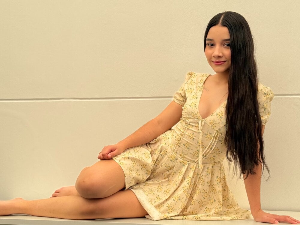 PrincessTroubleXXX Chatroom