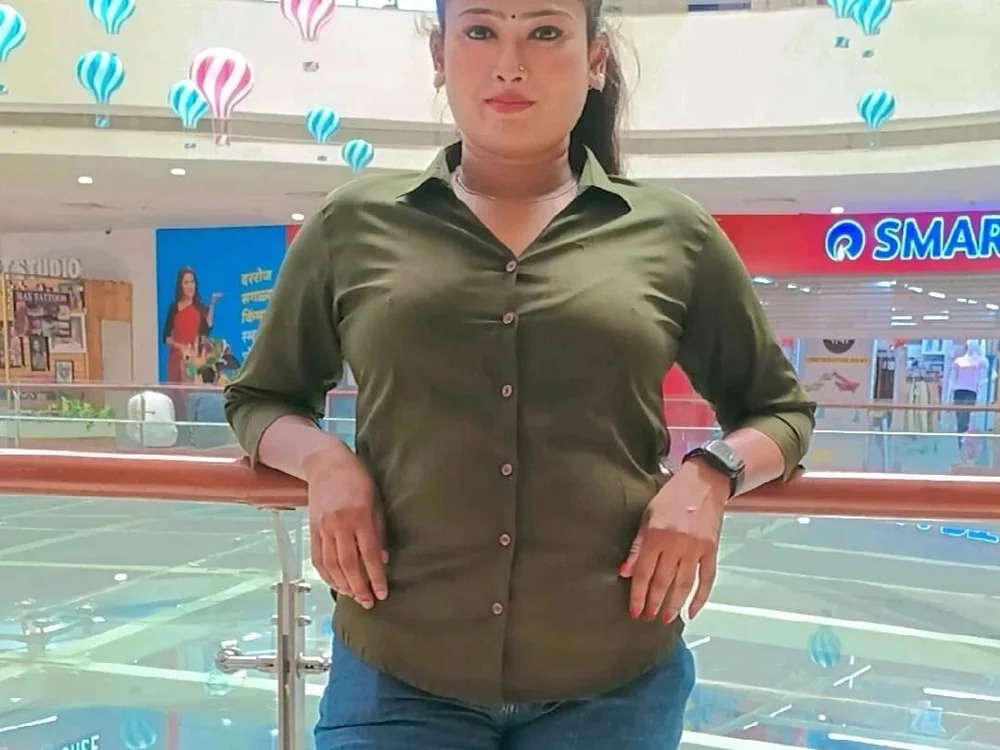 Priya_8581 Chatroom