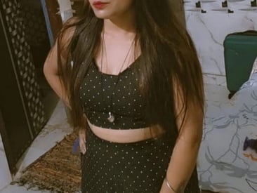 priya-sharma04