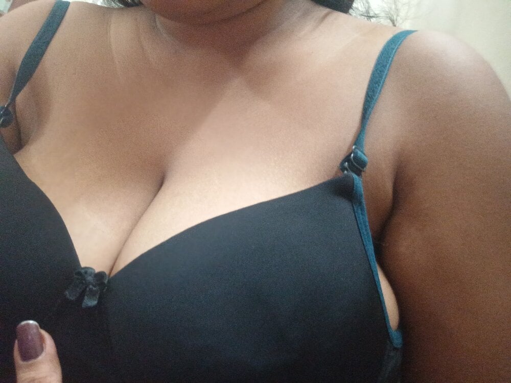 PriyankakumariMeena Chatroom