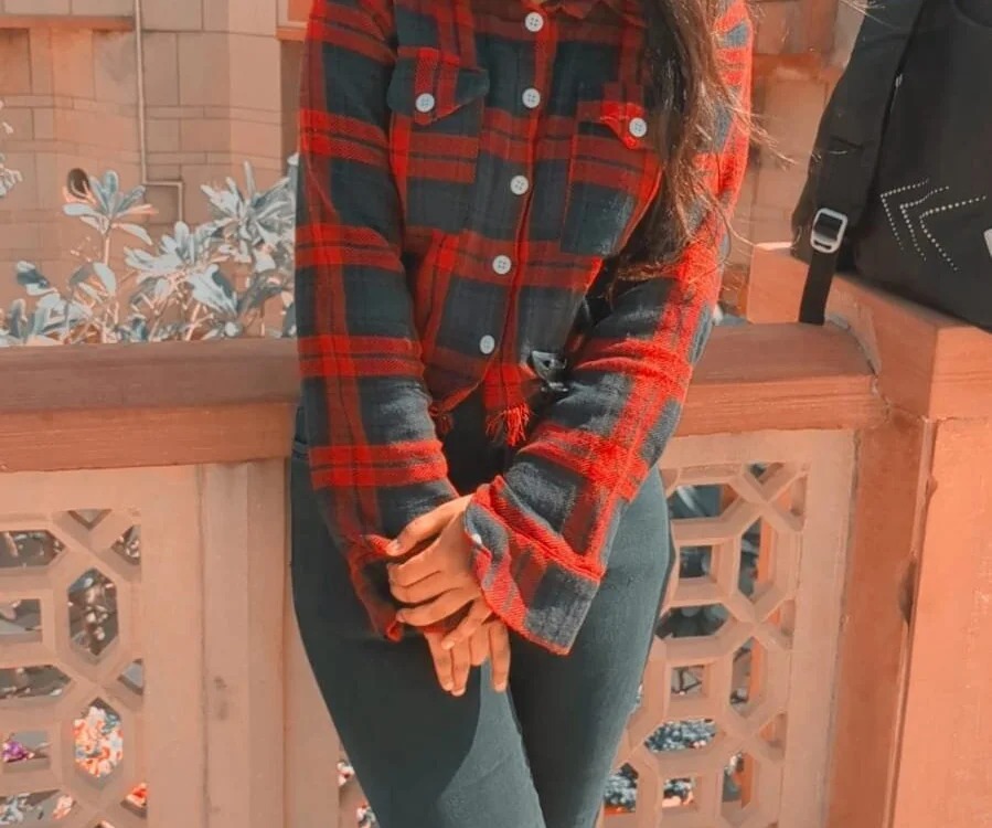 Pyari_Hina Chatroom