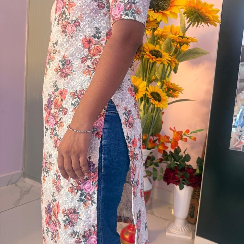 QUEEN_Suku_ Chatroom