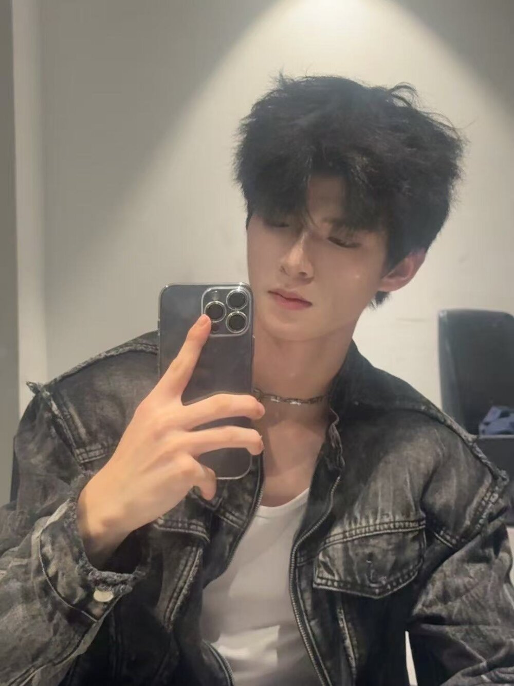 QYBOYS-001 Webcam Profile Picture QYBOYS-001 Chatroom