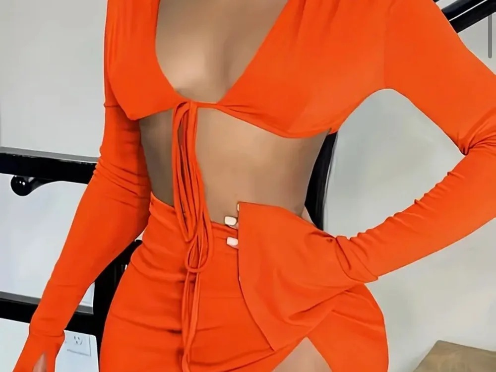 QueenBeeBae Chatroom