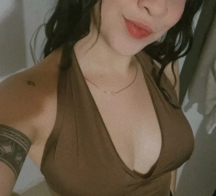 QueenBlue_Fg Chatroom