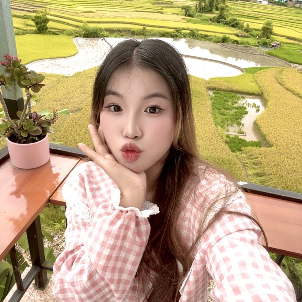 QueenLink Chatroom