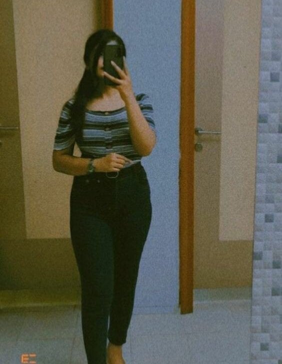 Queen_Bhanu Chatroom