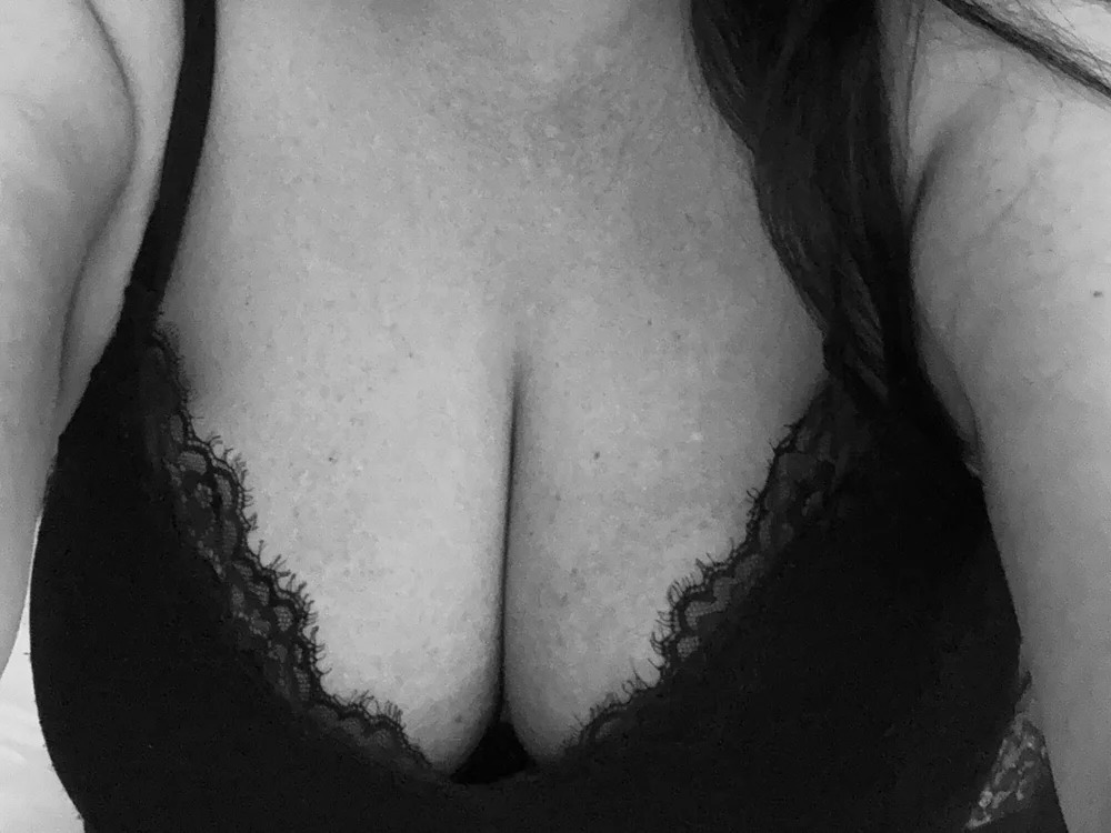 Queen_Dee_X Chatroom