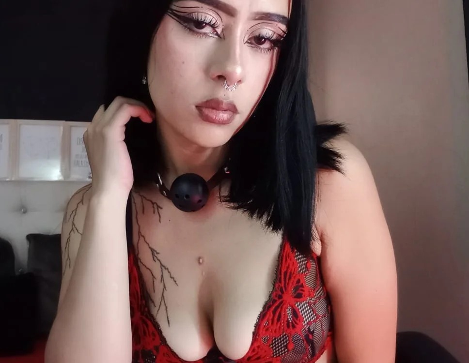 Queen_missty Chatroom