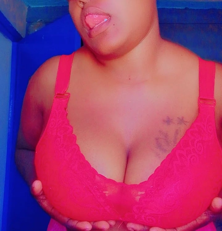 Queency_Tashebony Chatroom
