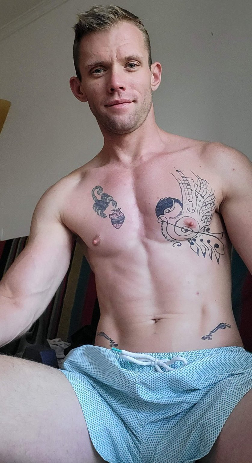 RAWPUSSYBOY69@xh Chatroom