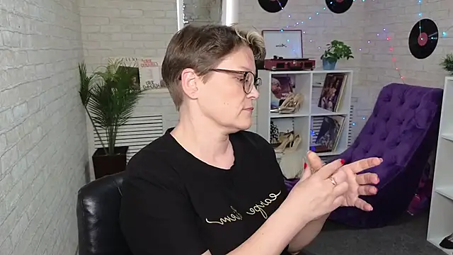 Rachel_Rocket Chatroom