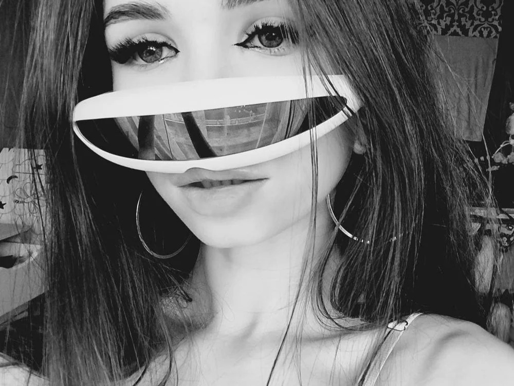 Raevella Chatroom