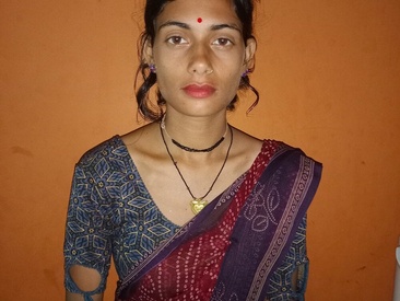 rakhi335