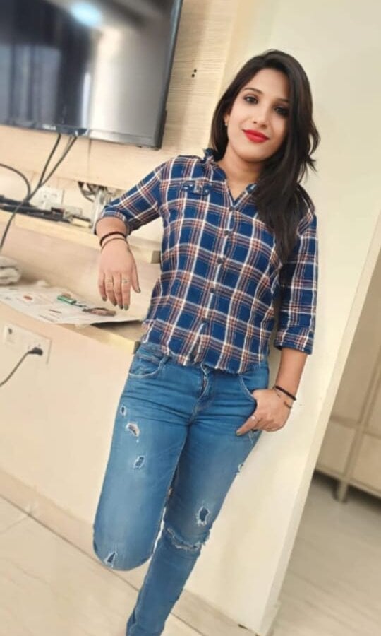 Rakhi_baby21 Chatroom