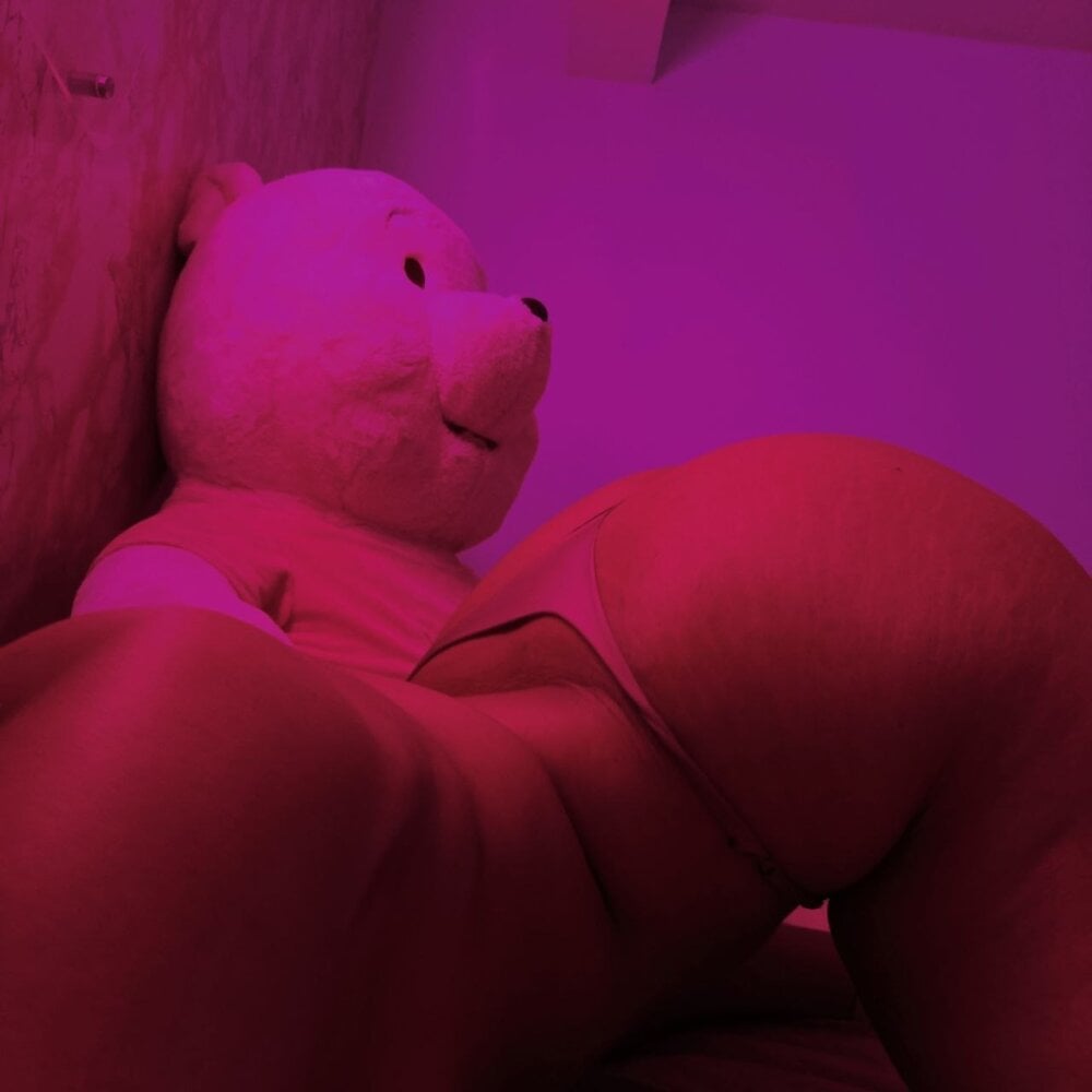 Raven_Curly Chatroom